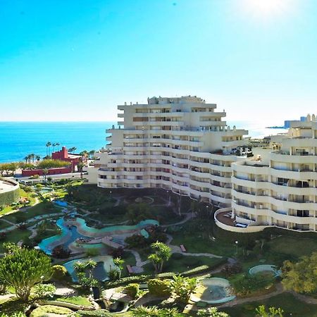 Benal Beach Holidays Apartman Benalmádena Kültér fotó